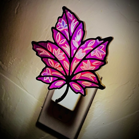 Etched Leaf Wallflowers Scent Control Nightlight Wallflowers Fragrance P… - Picture 2 of 7